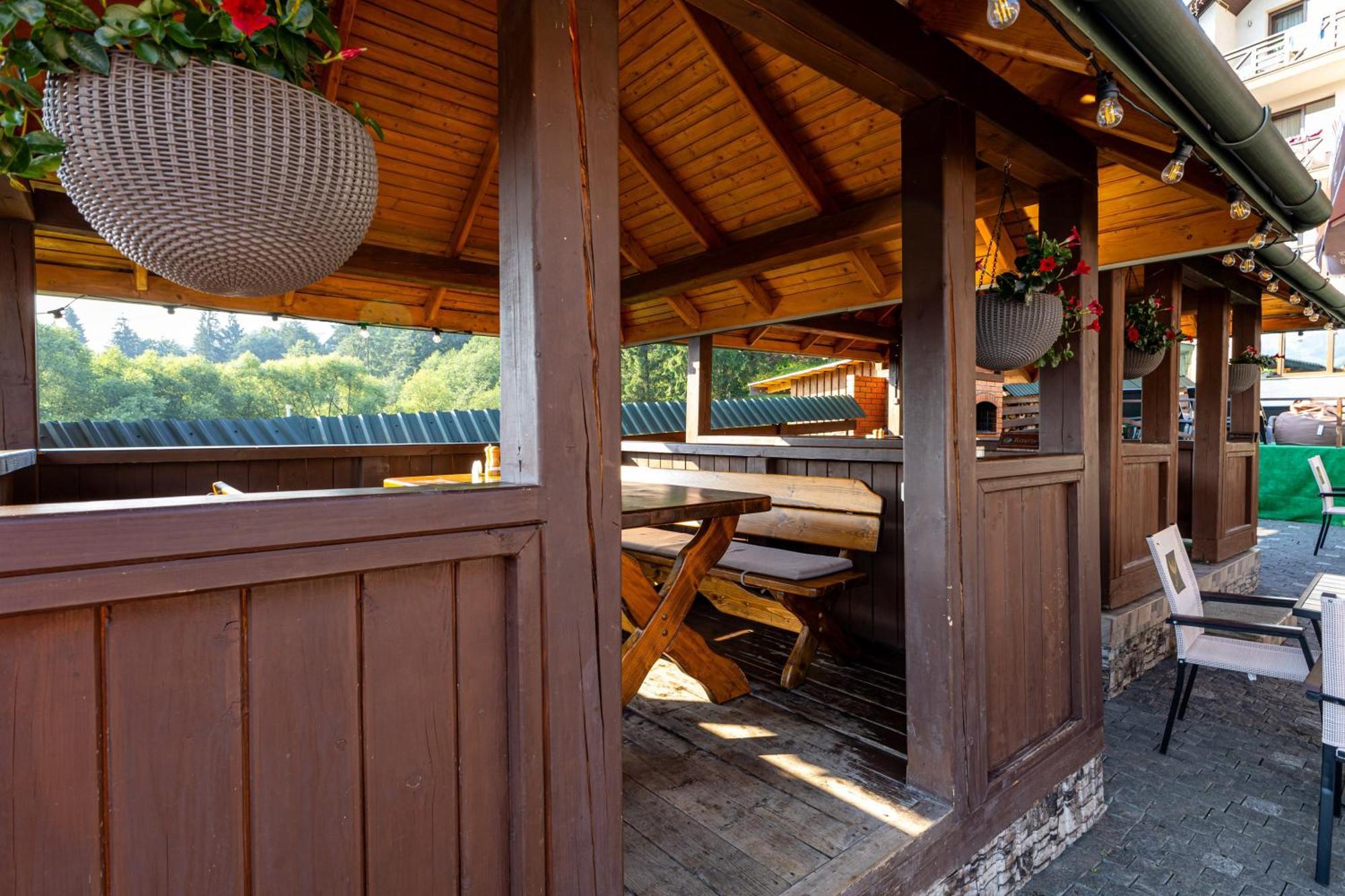 La Кrechunu Otel Bukovel Dış mekan fotoğraf